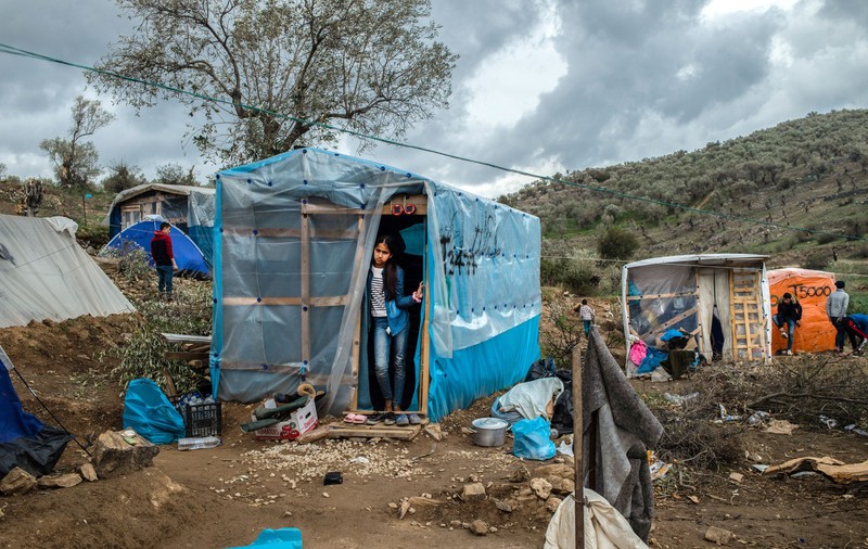 Coronavirus confirmat pe insula greacă Lesbos, unde se află 20.000 de refugiați, în condiții de igienă precară