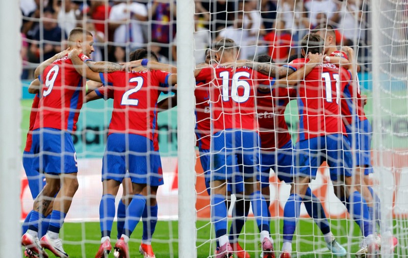 FCSB a încheiat la egalitate, 2-2, pe terenul lui CFR Cluj. Bucureștenii au revenit de două ori pe tabelă