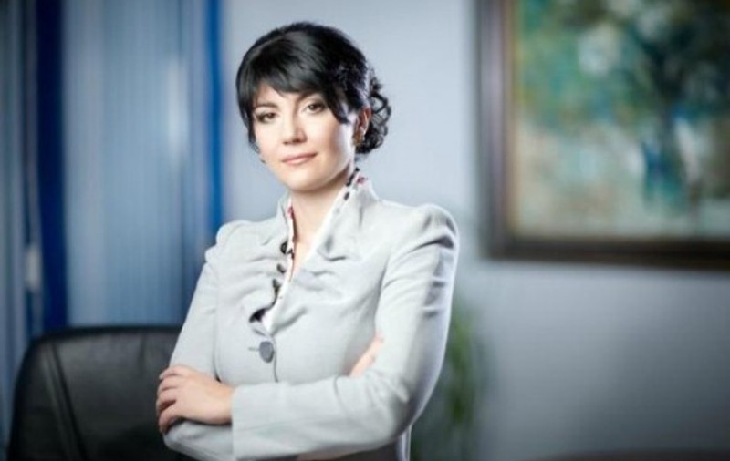Primarul Chișinăului, Silvia Radu, vine la București să învețe câte ceva din tainele adminstrației locale. ”Profesor” îi va fi  Gabriela Firea