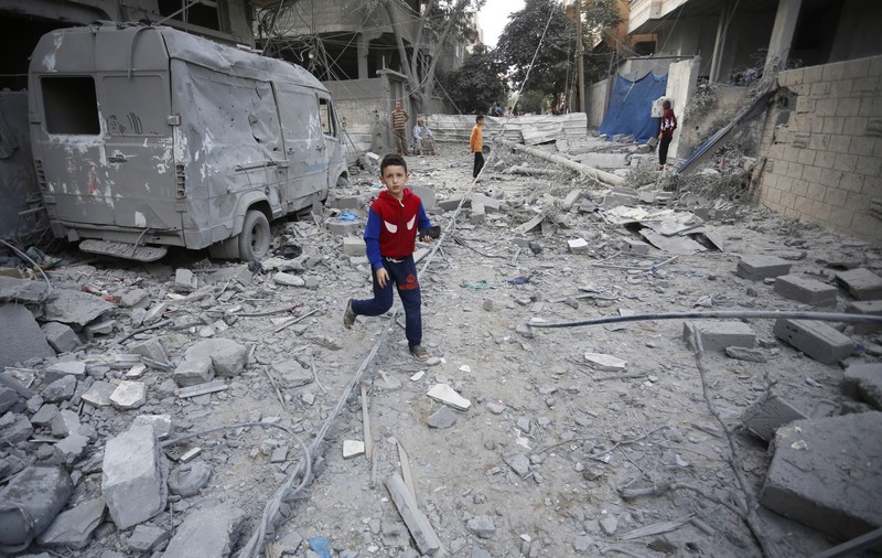 Israelul anunță că va permite zilnic intrarea combustibilului în Fâșia Gaza, în timp ce Hamas evocă 12.000 de morți, inclusiv 5.000 de copii