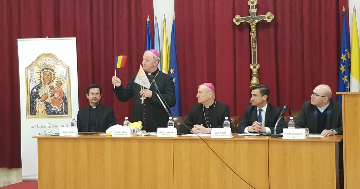 Reprezentanții Episcopiei Romano-Catolice din Iași și ai Primăriei Municipiului prezintă măsurile de securitate pentru vizita Papei Francisc la Iași, pe 1 iunie 2019