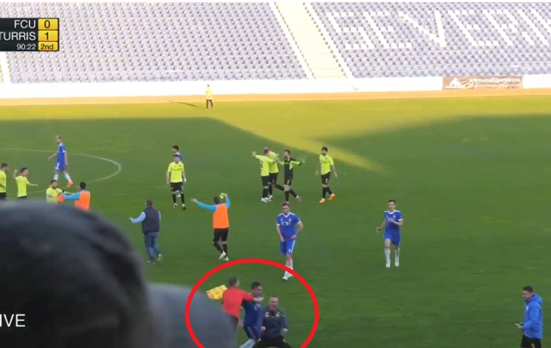 VIDEO | Scandal monstru în Liga 3. Antrenorul Erik Lincar, de la Turris, spune că a fost bătut de antrenorii echipei lui Adrian Mititelu. Disputa continuă pe instagram