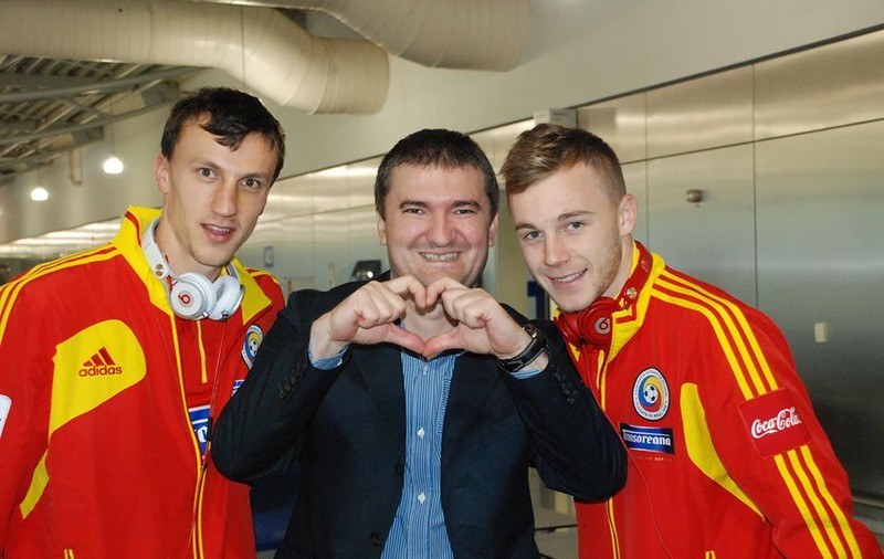 Bomba anului în fotbal! ^Un fost jurnalist la ”Libertatea” vrea să-l dea jos pe Răzvan Burleanu de la Federația Română de Fotbal! / GALERIE FOTO