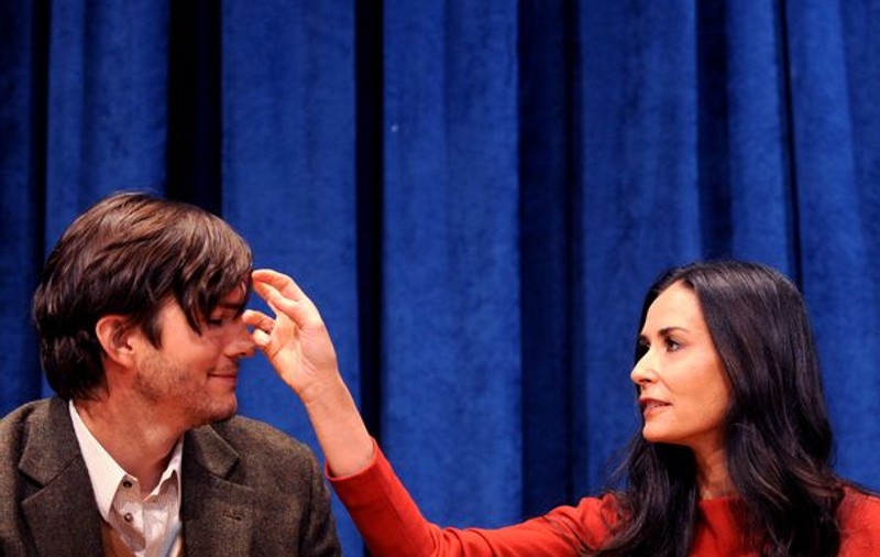 Demi Moore vrea răzbunare! E hotărâtă să-l lase pe infidelul de Ashton fără nicio leţcaie.