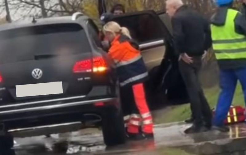 Un primar PSD din Mehedinți a murit în trafic. Edilul a făcut infarct în mașina partenerei sale