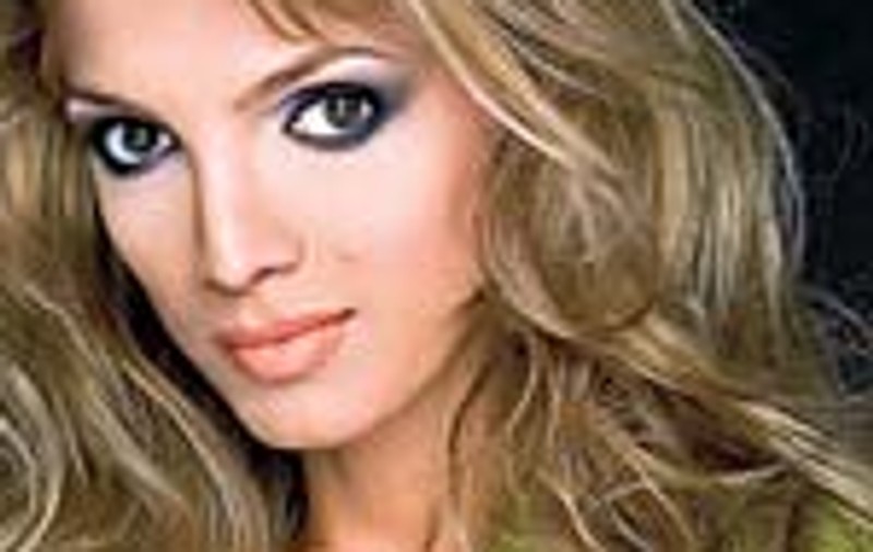 Cristina Spatar  are firma de constructii