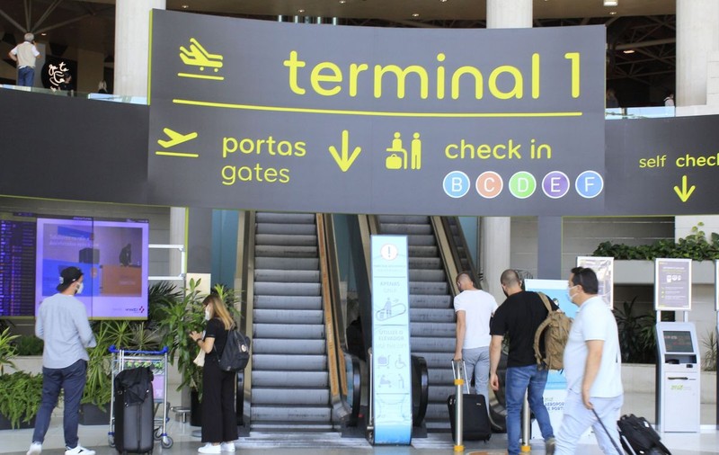 MAE, atenționare de călătorie pentru românii care merg în Spania și Portugalia. Ce se întâmplă în aeroporturi