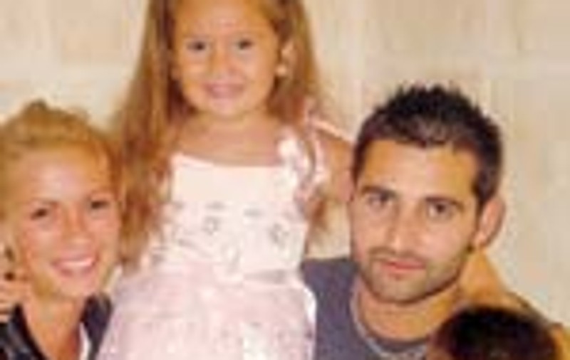 Rebecca, fetita lui Claudiu Niculescu, vrea sa fie printesa