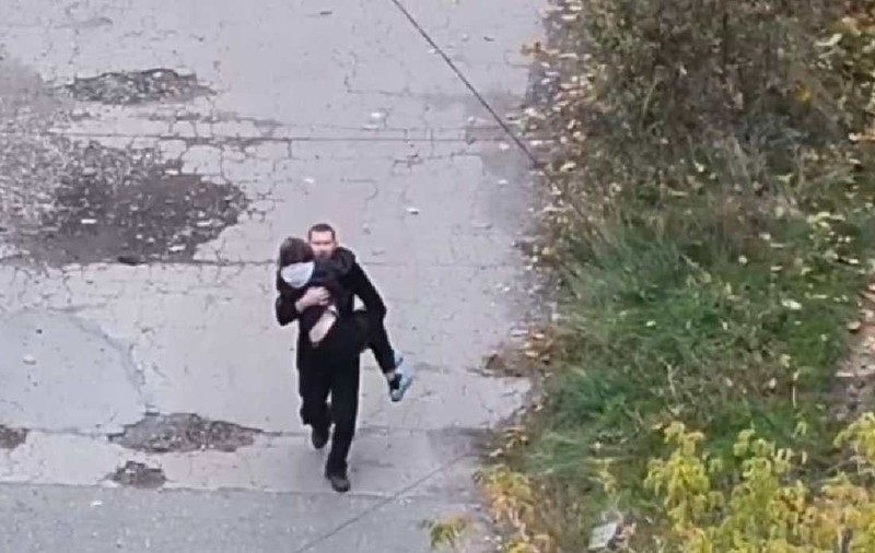 Civili vizați în Pokrovsk de forțele ruse: „Supravegheați drumul, nu lăsați pe nimeni să treacă. Trageți imediat”