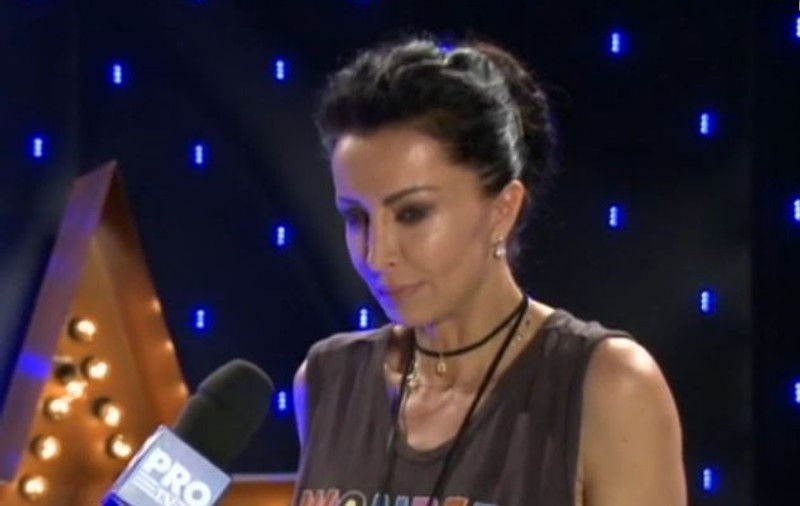 Mihaela Rădulescu: "Trăiesc cu valiza la picior, ca un soldat"