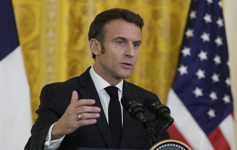Emmanuel Macron s-a întâlnit cu Elon Musk în SUA. Ce au discutat președintele francez și șeful Twitter