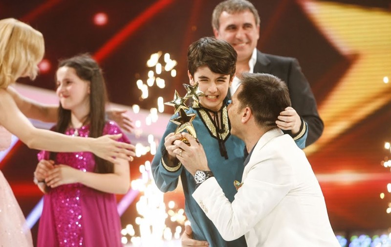 Omar Arnaout se căsătorește. Primul câștigător „Next Star” are 20 de ani. „Eu sunt musulman”