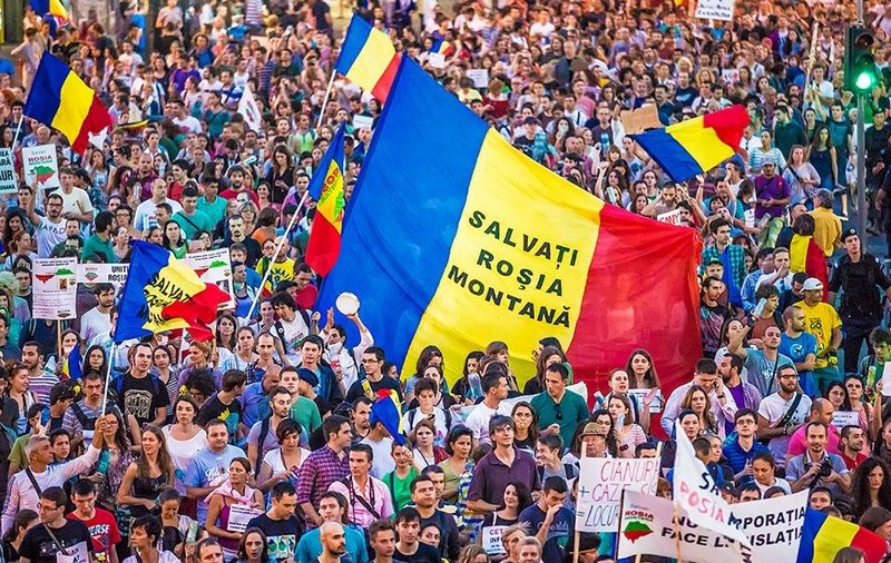 Roșia Montană scoate din nou românii în stradă. Manifestație de protest organizată vineri. Ce a făcut Guvernul de s-a ajuns iarăși aici