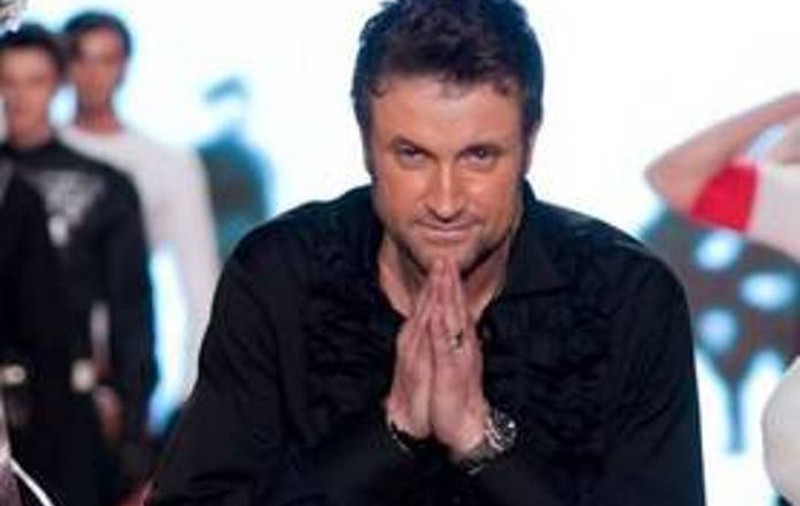 DETALII-BOMBĂ ies la IVEALĂ despre CĂTĂLIN BOTEZATU şi UN SUPERB FOTOMODEL din România! Iată ce se spune despre ei!
