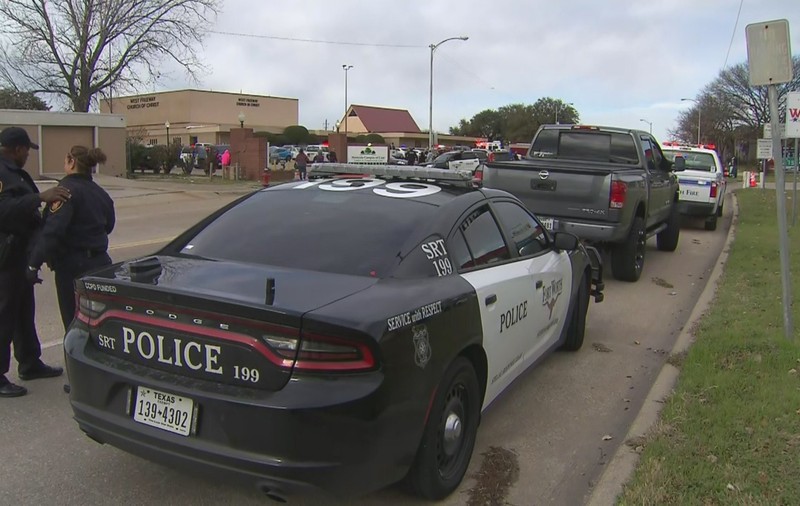 Atac armat la o biserică din Texas. Un bărbat a deschis focul în timpul liturghiei