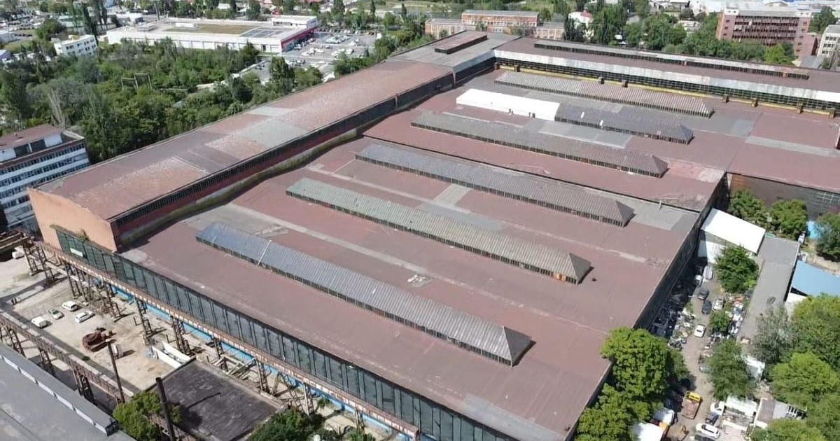 Imagine aeriană a platformei industriale Titan Mașini Grele, iulie 2025