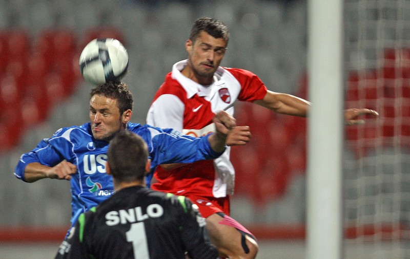 Stanciu a dezvăluit culisele transferului lui Tamaș: "Dimineaţă era la Dinamo"