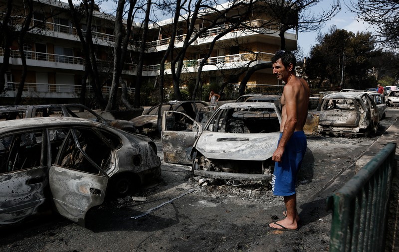 Mărturii din Grecia devastată de incendii: Este un adevărat iad negru