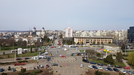 Centrul orașului, bulevardul Ștefan cel Mare