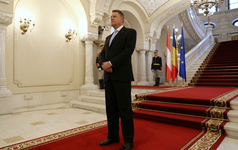 Iohannis cere reexaminarea Statutului personalului feroviar: ”Nu sunt identificate sursele de susținere ale drepturilor și beneficiilor nou introduse”