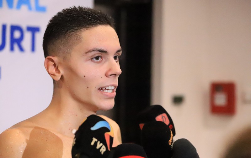 David Popovici, a treia medalie de aur la Campionatul Național de înot. Doar la mixt a ratat primul loc