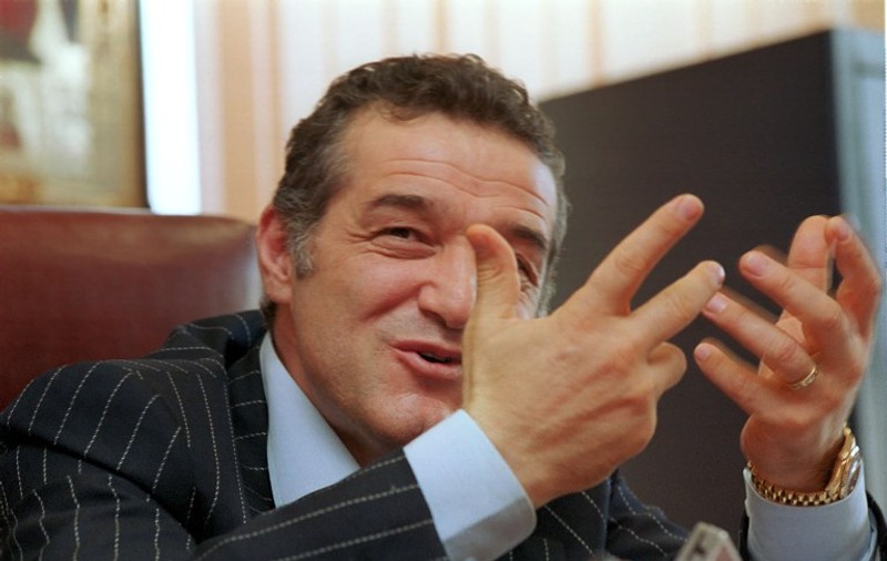 Gigi Becali: ”Dinamo a băgat autobaza în poartă!”