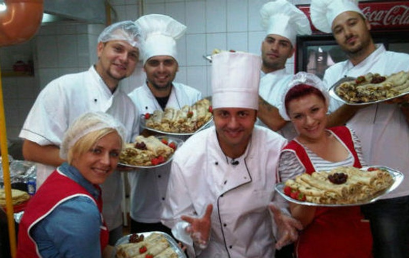 Cătălin Măruţă a pregătit 500 de clătite pentru Nicoleta Luciu