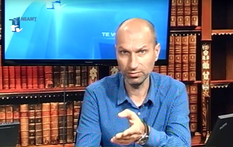 Astrologul Ioan Burculet, previziuni îngrijorătoare pentru România. Urmează catastrofe naturale, mișcări de stradă și căderea Guvernului. Totul are legătură cu luna plină