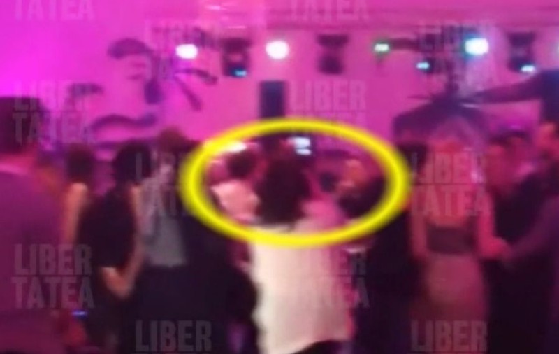 Gabriela Cristea se UNDUIEŞTE cu IUBITUL EI ROCKER, pe MANELE! Iată cum s-au distrat la ziua Adelinei Pestriţu! VIDEO
