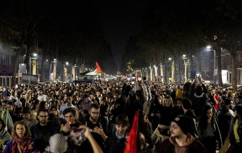 „Guvernul începe să se teamă foarte tare de noi”: protestele pro-Gaza din Italia pun presiune pe Meloni