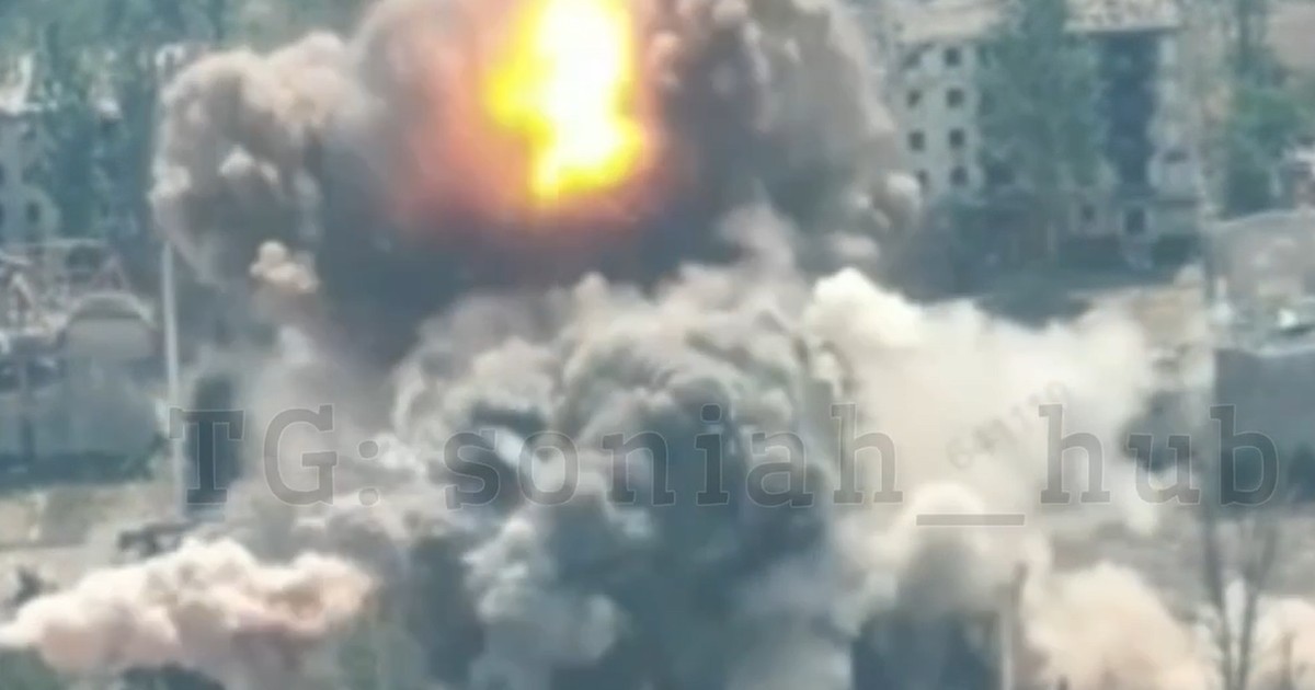 Ucraina a lovit cu bombe de precizie o bază militară rusă. Sursă foto: Captură video/X.