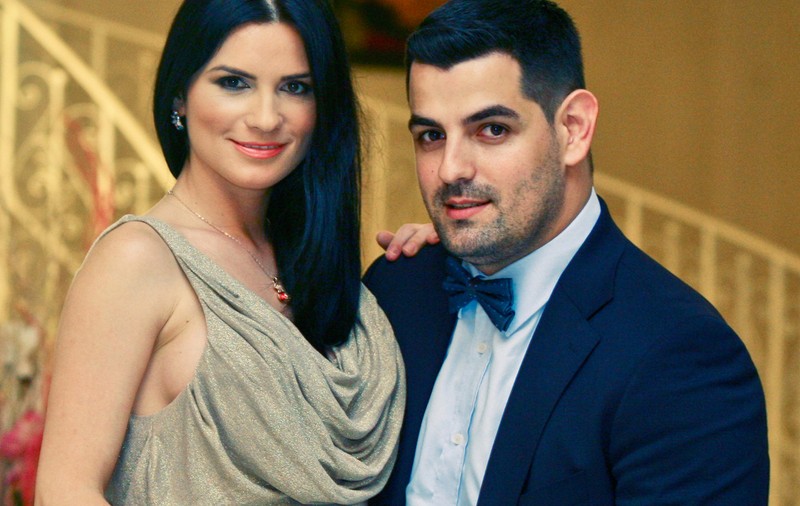 Ellie White a fost surprinsă de fiul ei făcând amor cu soțul, în baie