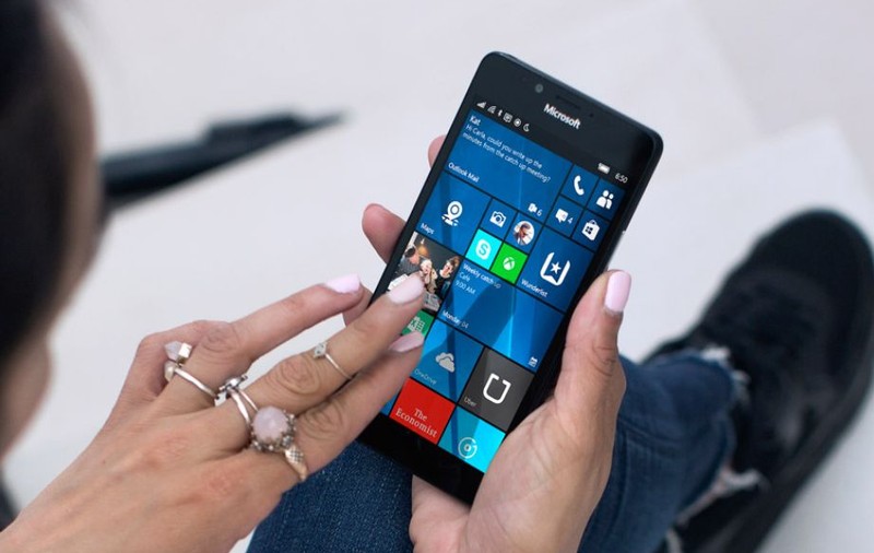 E oficial: Microsoft anunță că Windows Phone a murit. Ce s-a ales de Nokia