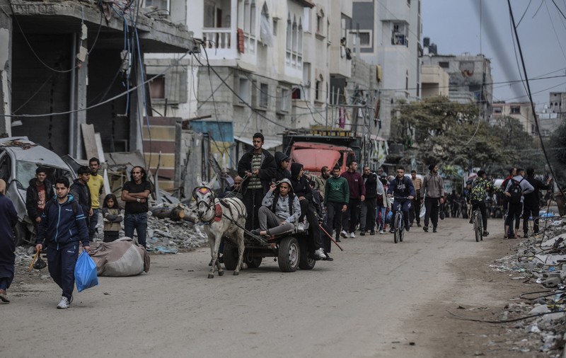 Din Gaza, doar cei cu bani pot pleca. „Agenții de turism” care cer sume exorbitante ca să-i treacă granița cu Egiptul - investigație