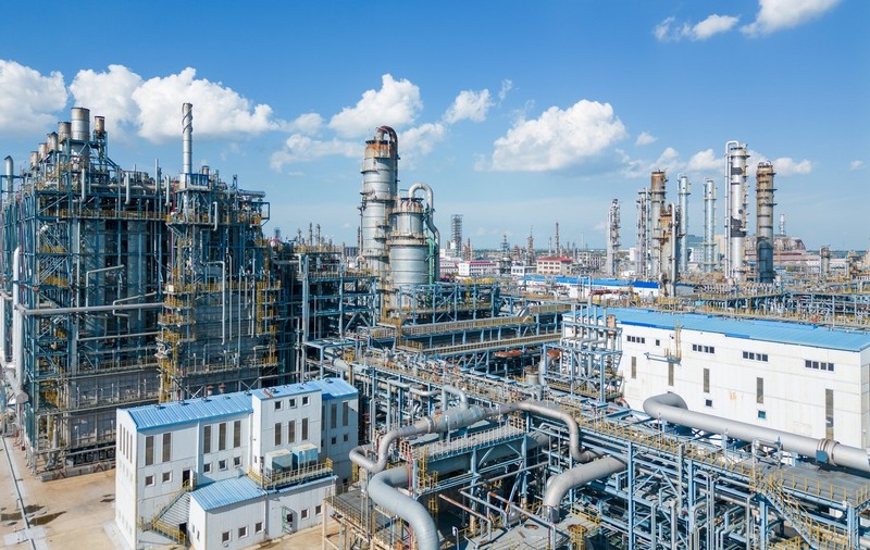 Companiile de stat din China au suspendat achizițiile de petrol din Rusia, după sancțiunile impuse de Donald Trump