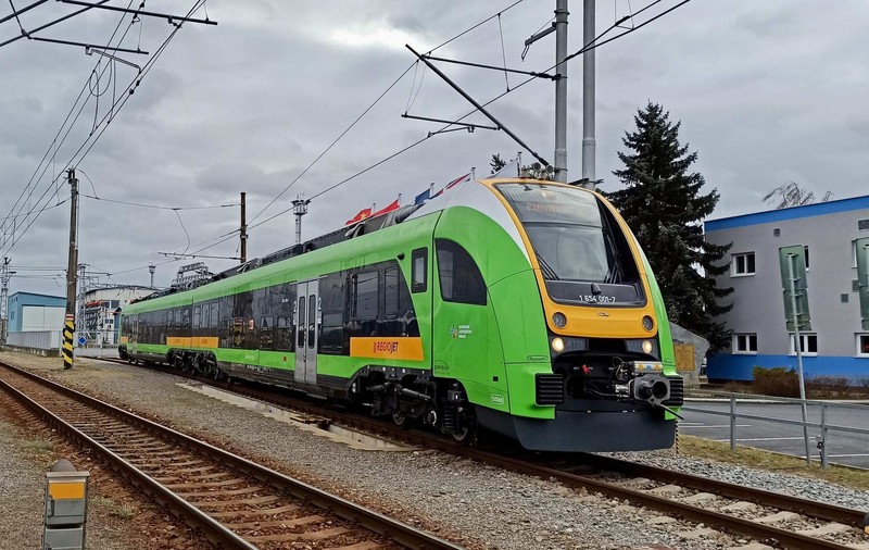 Contractul prin care Ministerul Transporturilor urma să cumpere 62 de trenuri noi va fi anulat. Instanța a admis contestația Alstom