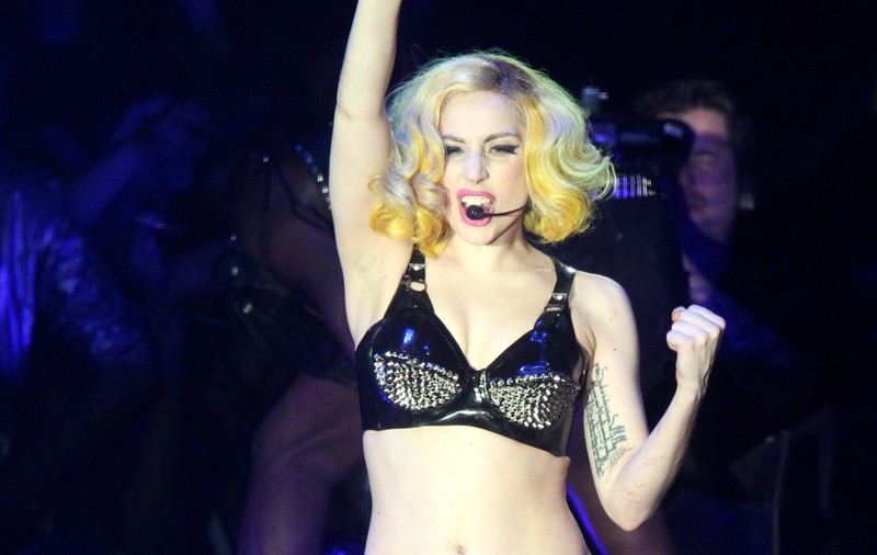Lady Gaga: „Fumam câte 15 jointuri pe zi"