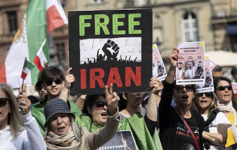 Cel puțin 173 de oameni, condamnați pentru infracțiuni legate de droguri, au fost executați în Iran în acest an – Amnesty International