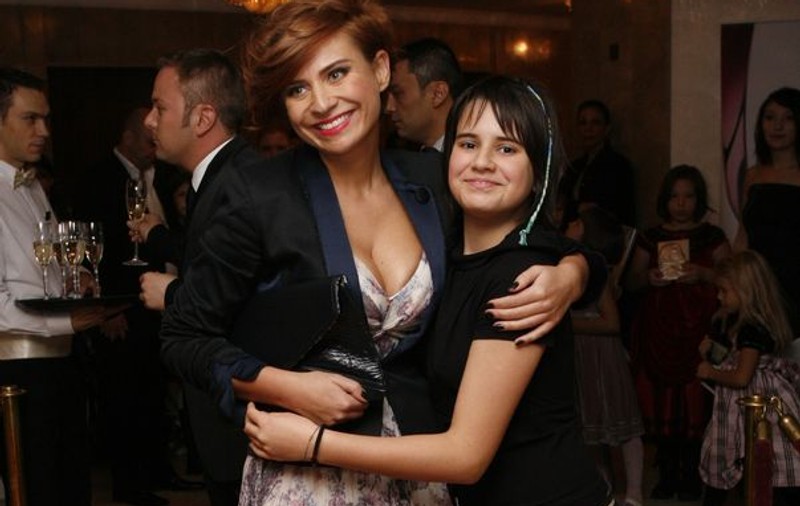 Adina Buzatu: "Fiica mea îmi calcă pe urme"