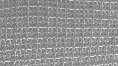 Noul material creat de AI,Fotografii de Peter Serles, Universitatea Toronto