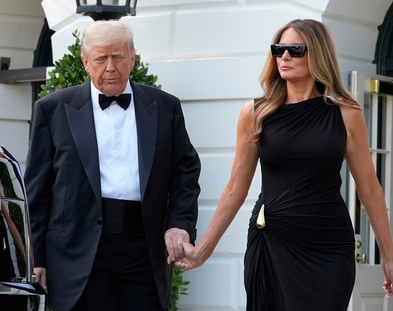 Apariția Melaniei Trump care i-a lăsat pe toți cu gura căscată. În timp ce Donald Trump a fost huiduit, prima-doamnă a strălucit