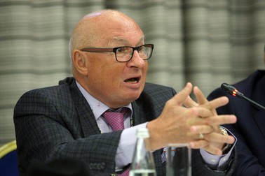 Medicul Mihai Lucan