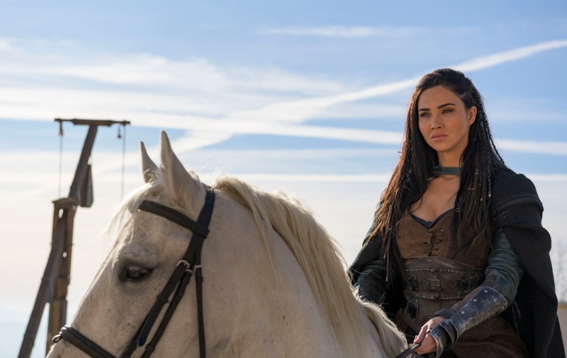 (Publicitate) Un nou sezon al serialului Fantasy. AVANPOSTUL începe la DIVA în Iulie