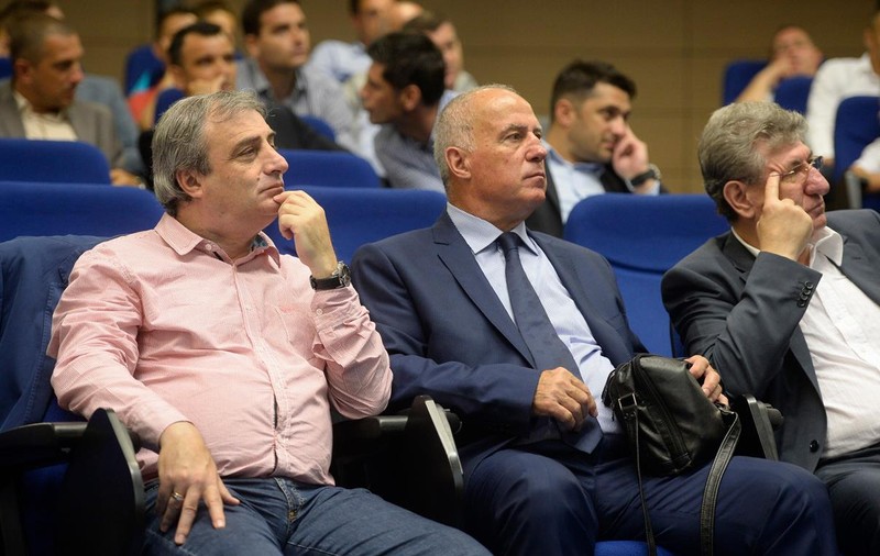 De ce a fost sfătuit Mihai Stoichiță să demisioneze imediat de la FRF: ”Te-ai dus lângă ăia care l-au băgat în mormânt pe Prodan!”