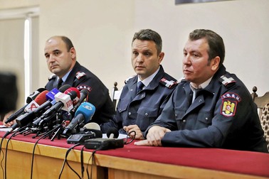 Mihai-Mirel Guță, Radu Cristian și Orlando Șchiopu, la conferința de presă a Inspectoratului pentru Situații de Urgență, în București, joi, 24 octombrie 2019