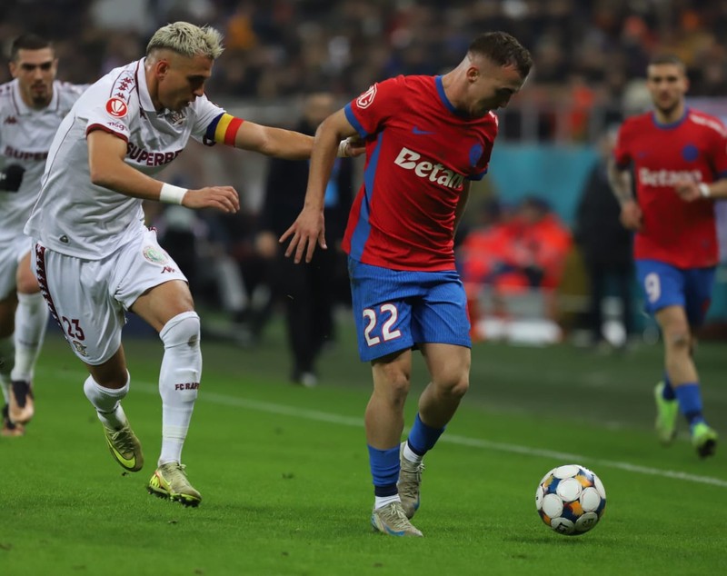 Superliga: FCSB-Rapid 2-1, după un derby superb și o fază controversată în final