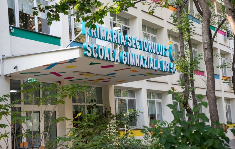 Dezamăgirea unui elev de-a opta, care nu a dat simularea Evaluării Naționale: „Mami, e ora 9.00. Acum ar fi trebuit să dau testul la română”