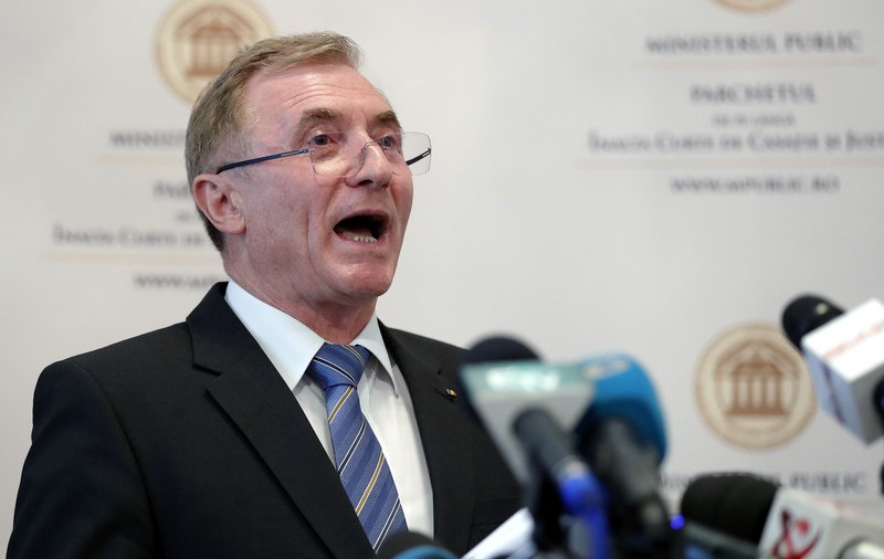 Curtea de Apel Alba a respins acțiunea fostului procuror general Augustin Lazăr, care cerea daune morale de 1 leu și scuze publice pentru că a fost demis
