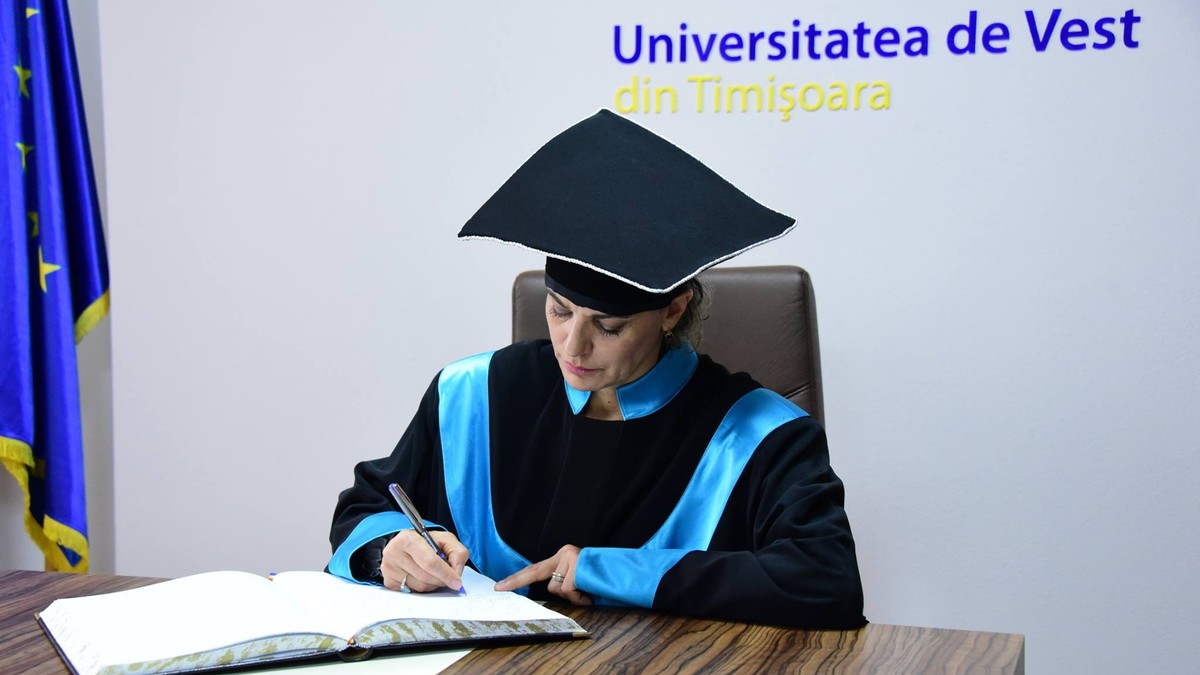 Maia Morgenstern a primit titlul de Doctor Honoris Causa Artis al Universității de Vest din Timișoara