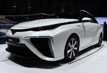 Toyota Mirai, un model care funcționează pe hidrogen, dar care nu se vinde prea bine | Foto: Hepta